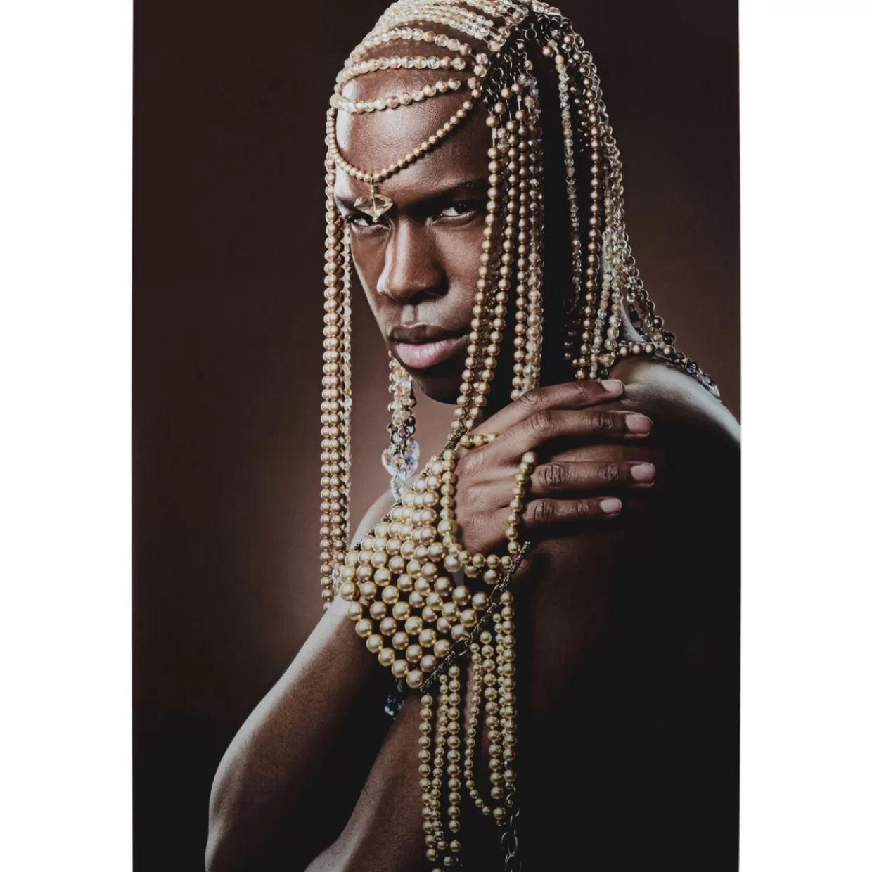 KARE Design Bilder | Glasbild Traditional Beads Man 100X150Cm